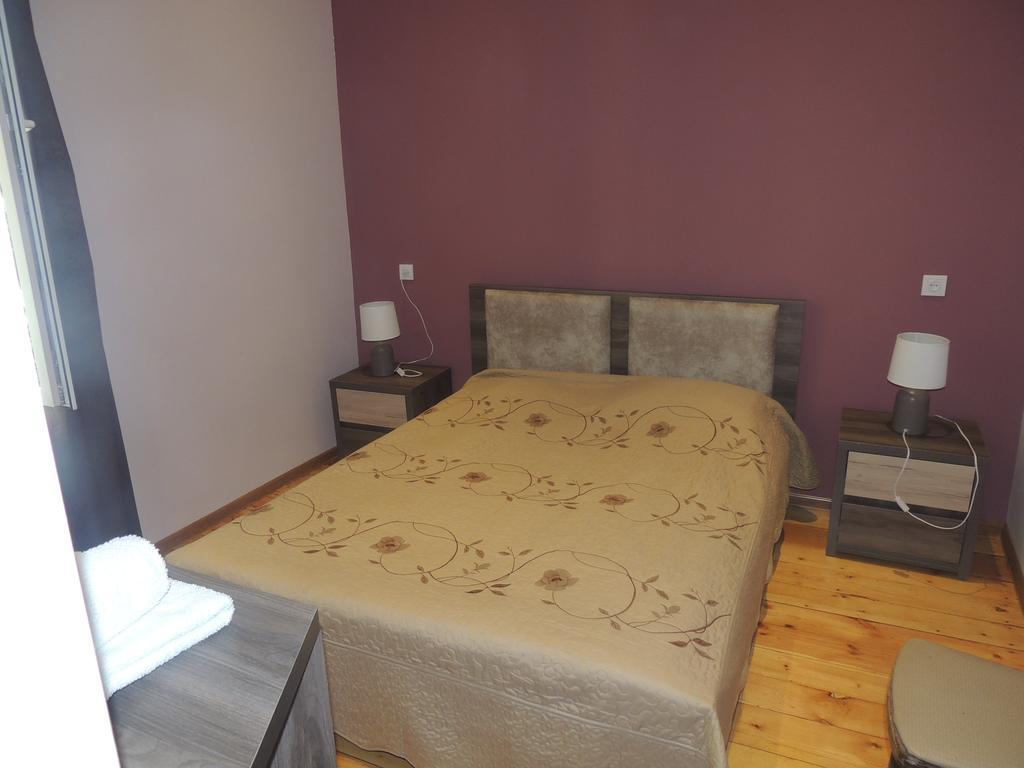 Guest House Chirina Sighnaghi Extérieur photo
