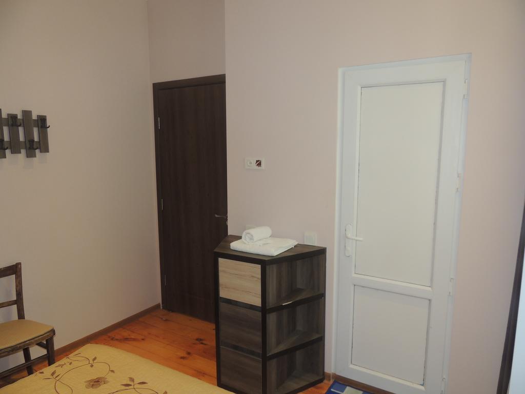 Guest House Chirina Sighnaghi Extérieur photo