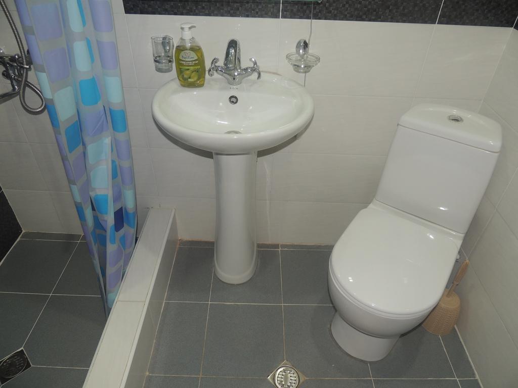 Guest House Chirina Sighnaghi Extérieur photo