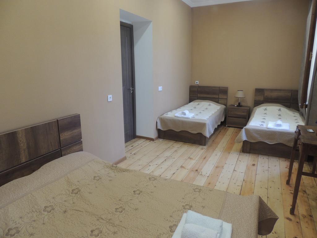 Guest House Chirina Sighnaghi Extérieur photo